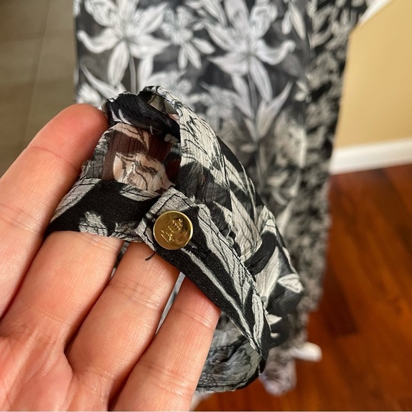 Lauren Ralph Lauren, floral peasant dress, elastic waist, sheer sleeve size 12 - Picture 4 of 14